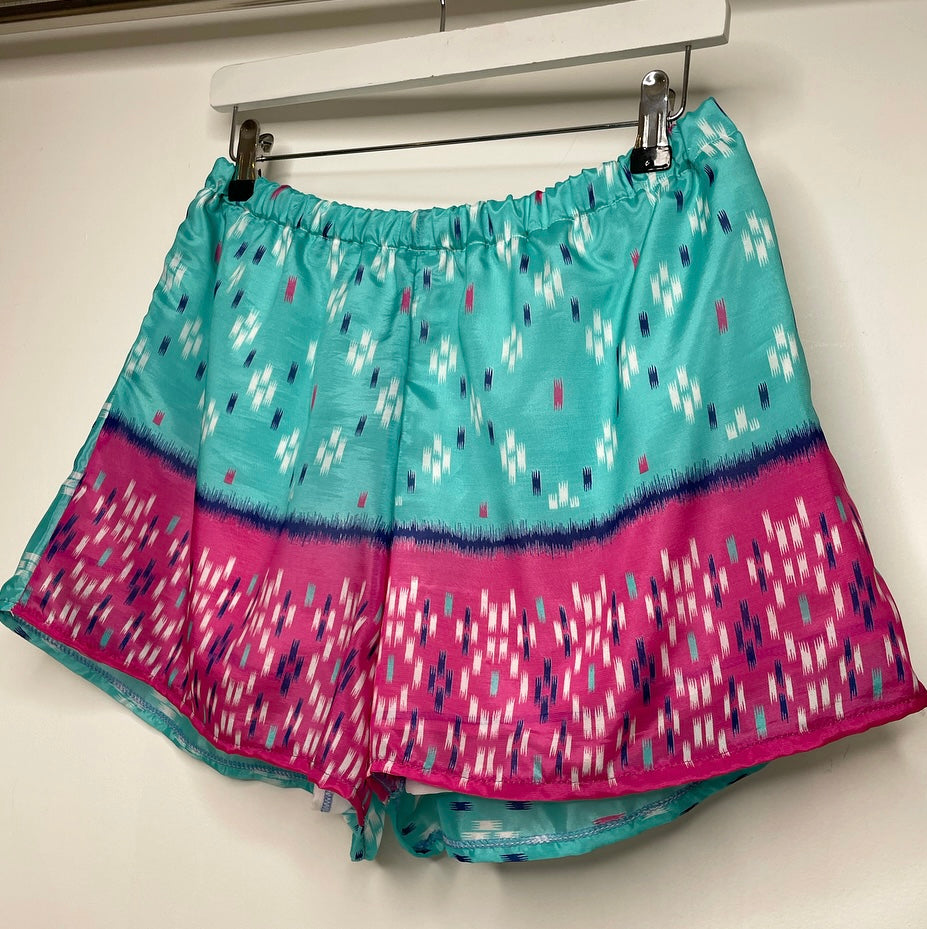 Pastel ikat Shorts